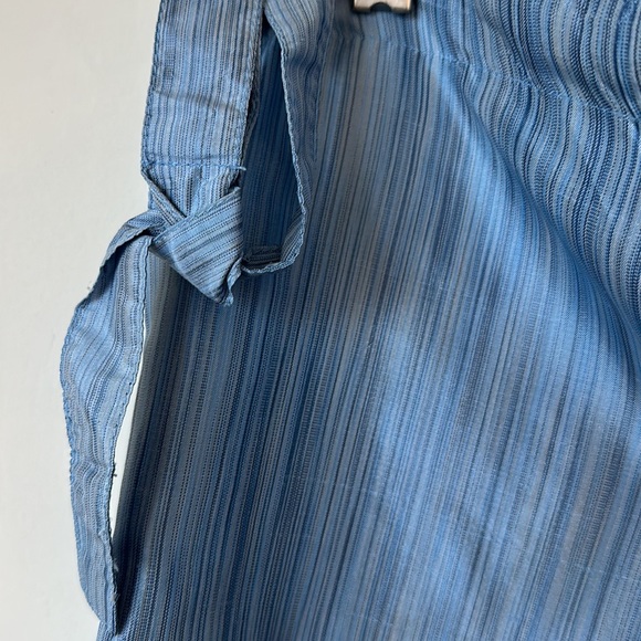 4 Drapery panels - Picture 2 of 5